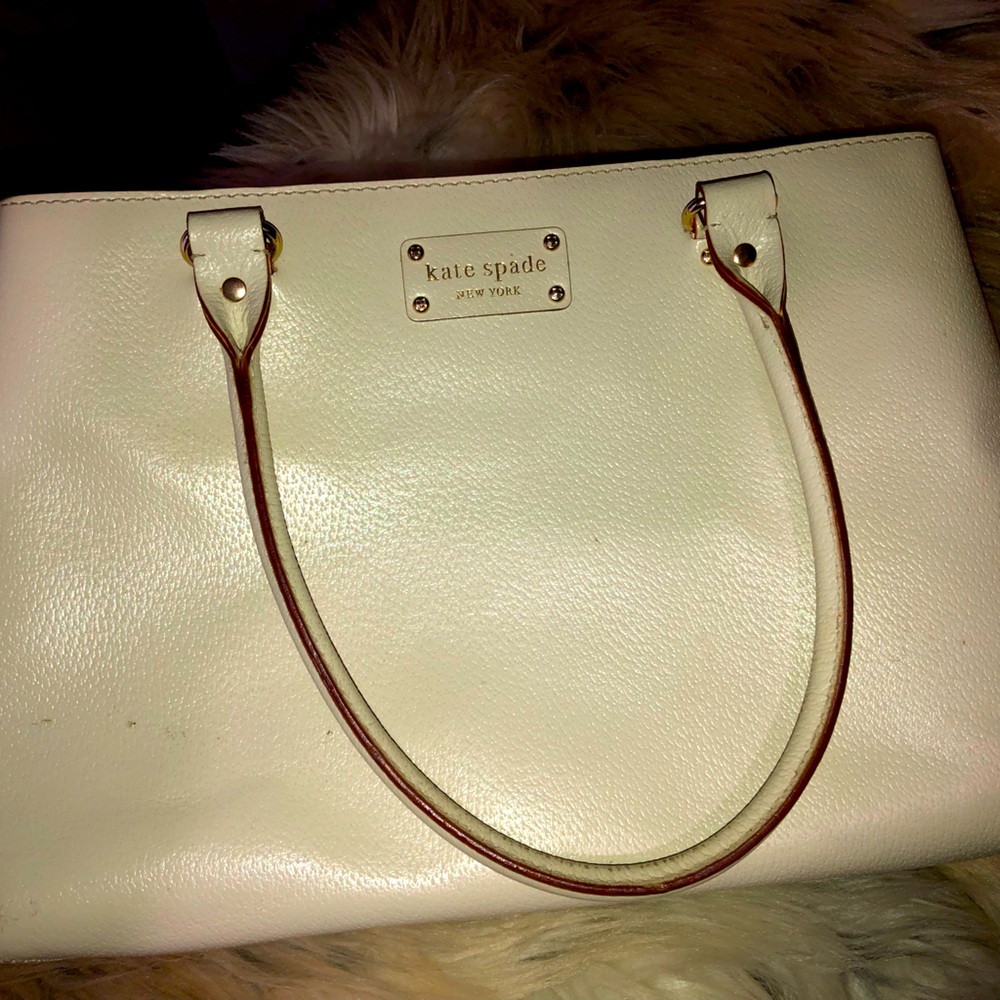 Cream colored Kate Spade ♠️ purse and wallet